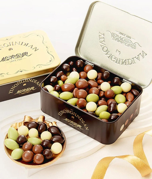 Exotic snacks - Yinong chocolate beans and chocolate cubes